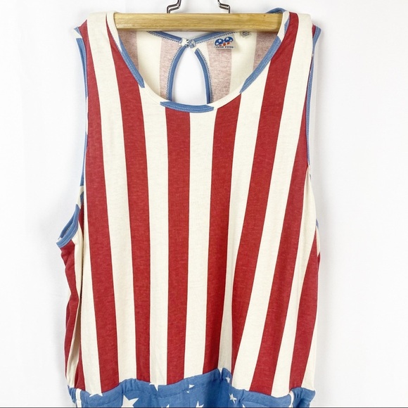 Junk Food
Woman’s American flag Romper Shorts  XL - Picture 4 of 8